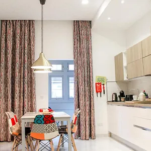 Qliving New Sliema Promenade Apartment