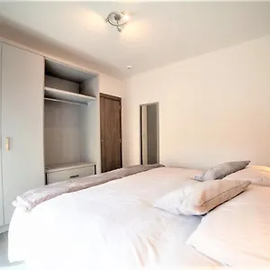 Isky Apartment